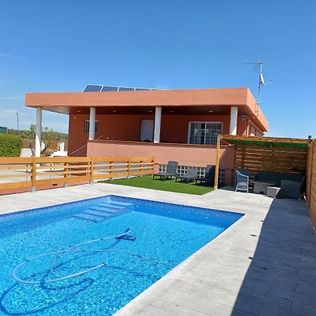 Villa Piscina De Sal Barbacoa Wifi, Parking Gratis, 3 Min Pga Casa El Roble Gerona Exterior foto