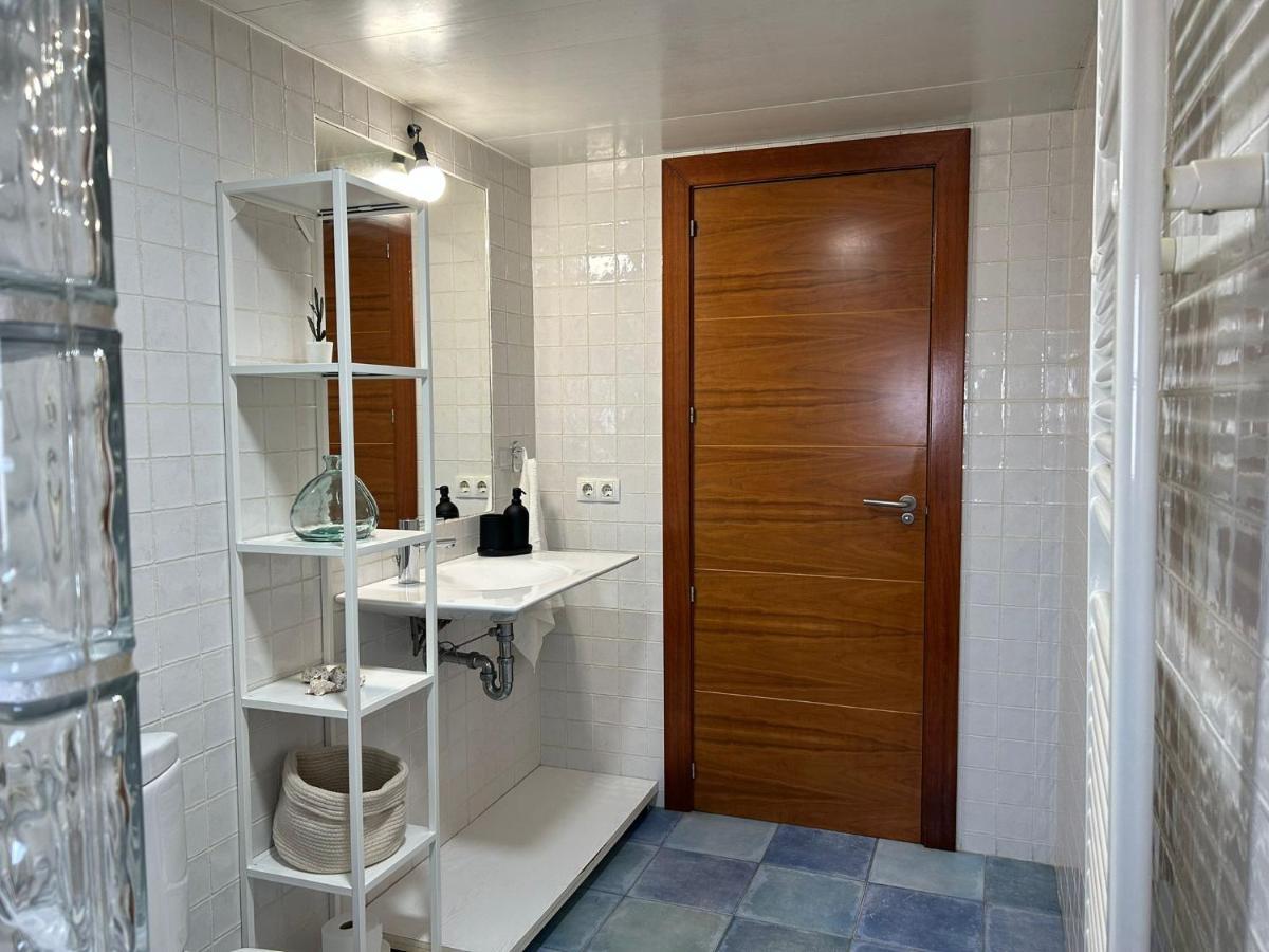 Villa Piscina De Sal Barbacoa Wifi, Parking Gratis, 3 Min Pga Casa El Roble Gerona Exterior foto