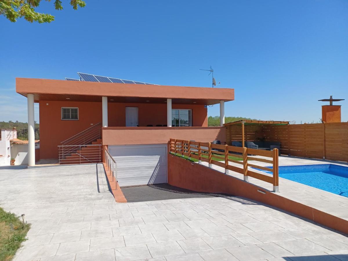 Villa Piscina De Sal Barbacoa Wifi, Parking Gratis, 3 Min Pga Casa El Roble Gerona Exterior foto