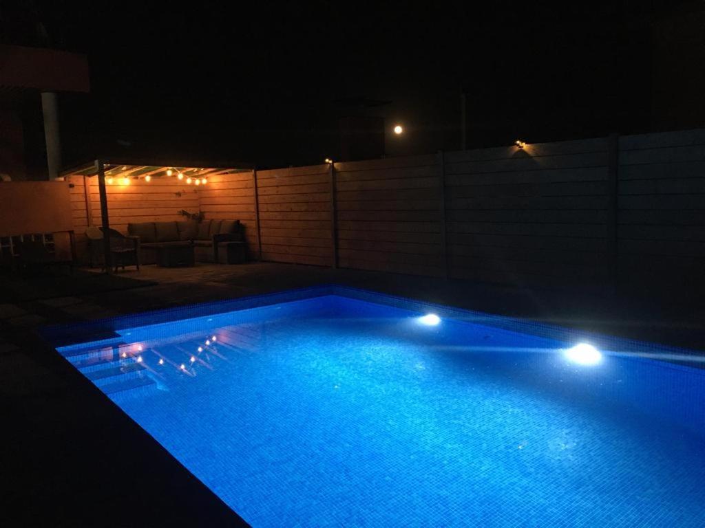 Villa Piscina De Sal Barbacoa Wifi, Parking Gratis, 3 Min Pga Casa El Roble Gerona Exterior foto